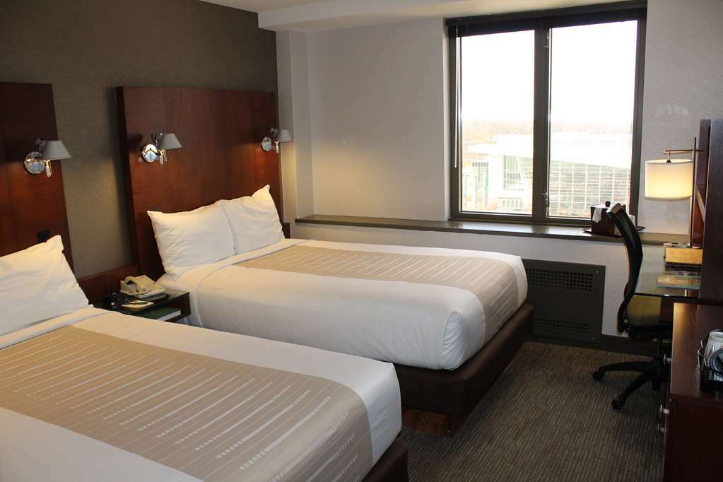 Kellogg Hotel And Conference Center Ийст Лансинг Стая снимка